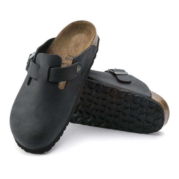 Birkenstock Boston Black Oiled Leather sole view